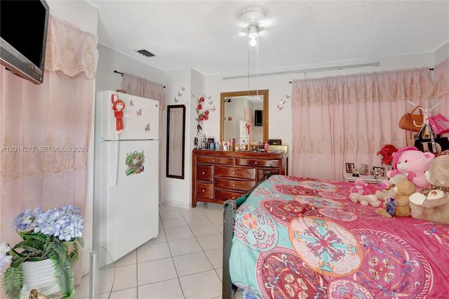 15803 NW 47th Avenue, Miami Gardens, FL 33054