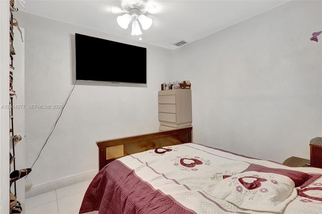 15803 NW 47th Avenue, Miami Gardens, FL 33054