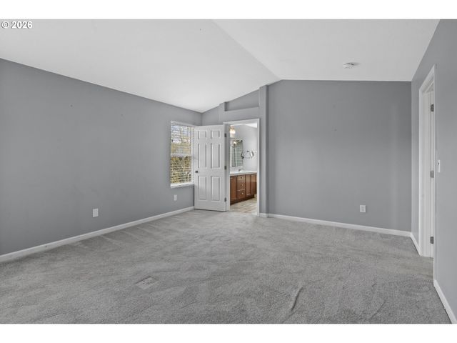 7009 Se TUSCANY Way, Milwaukie, OR 97267