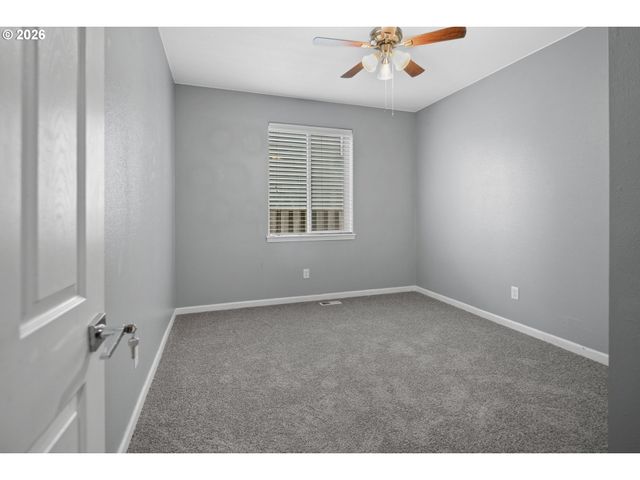 7009 Se TUSCANY Way, Milwaukie, OR 97267