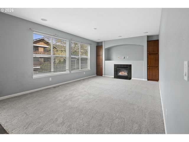 7009 Se TUSCANY Way, Milwaukie, OR 97267