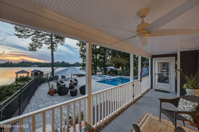 164 Catnip Point Road, Bath, NC 27808