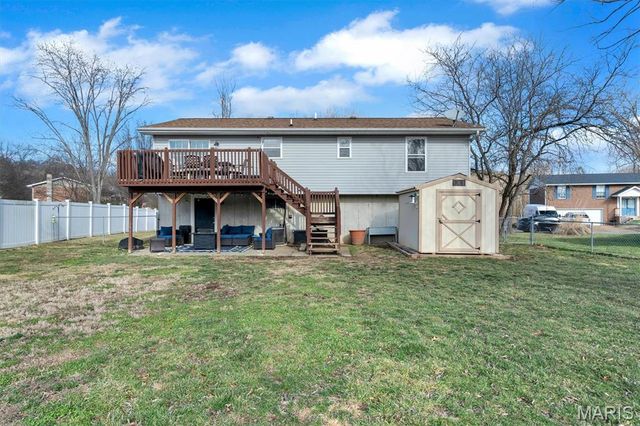 5832 Blackberry Drive, Imperial, MO 63052