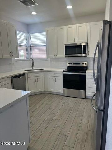 17216 E SALIDA Drive A, Fountain Hills, AZ 85268