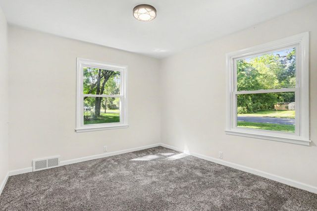 2716 Gull Road, Kalamazoo, MI 49048