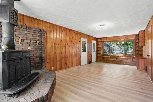 2716 Gull Road, Kalamazoo, MI 49048