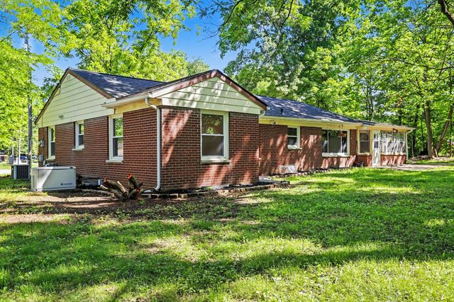 2716 Gull Road, Kalamazoo, MI 49048