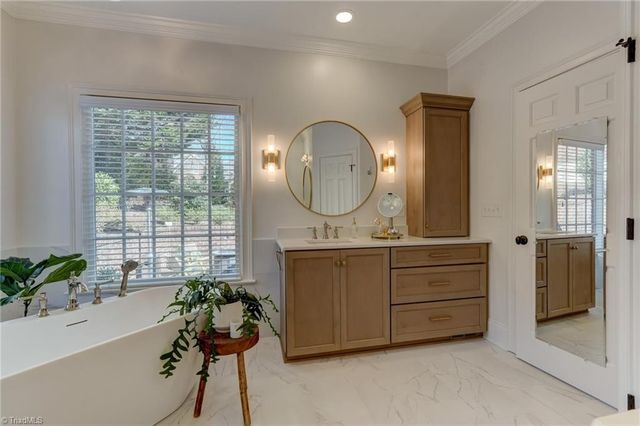 7 Foxglove Lane, Greensboro, NC 27455