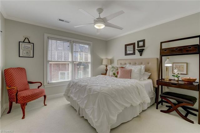 7 Foxglove Lane, Greensboro, NC 27455