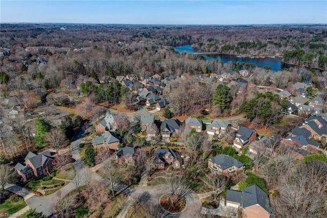 7 Foxglove Lane, Greensboro, NC 27455