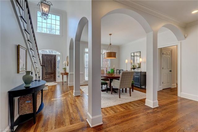 7 Foxglove Lane, Greensboro, NC 27455