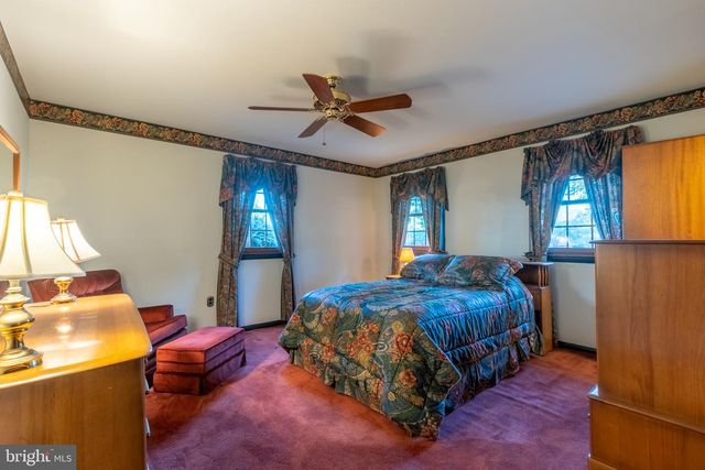 1919 KYNWYD RD, Wilmington, DE 19810