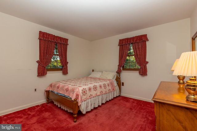 1919 KYNWYD RD, Wilmington, DE 19810