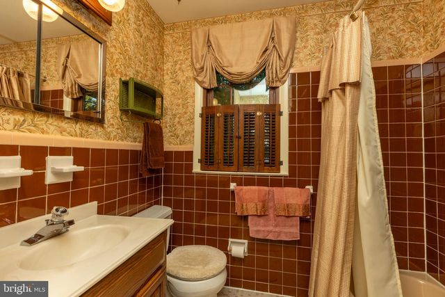 1919 KYNWYD RD, Wilmington, DE 19810