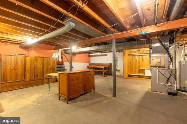 1919 KYNWYD RD, Wilmington, DE 19810