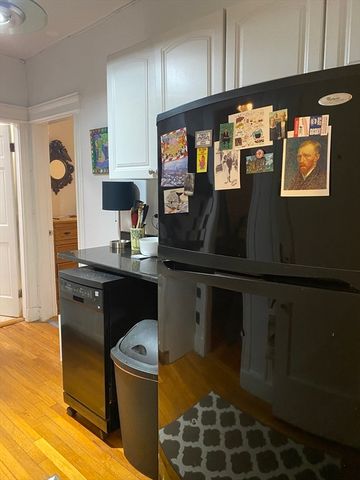 35 Queensberry St. 10, Boston, MA 02115
