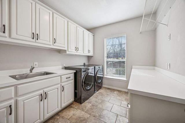 2900 Creek View Drive, Flower Mound, TX 75022