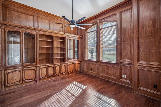 2900 Creek View Drive, Flower Mound, TX 75022