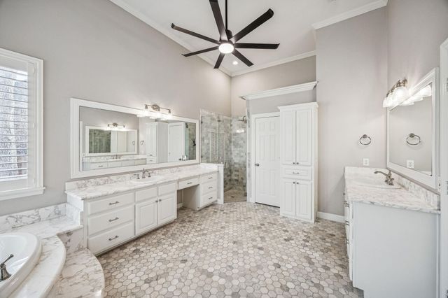 2900 Creek View Drive, Flower Mound, TX 75022