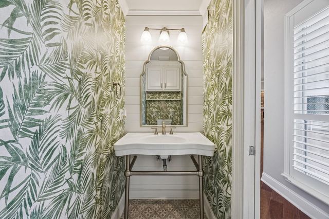 2900 Creek View Drive, Flower Mound, TX 75022