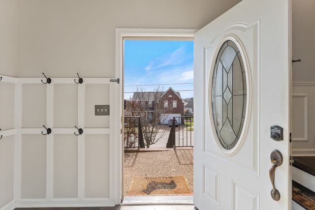 1272 Brentwood Highlands Dr, Nashville, TN 37211