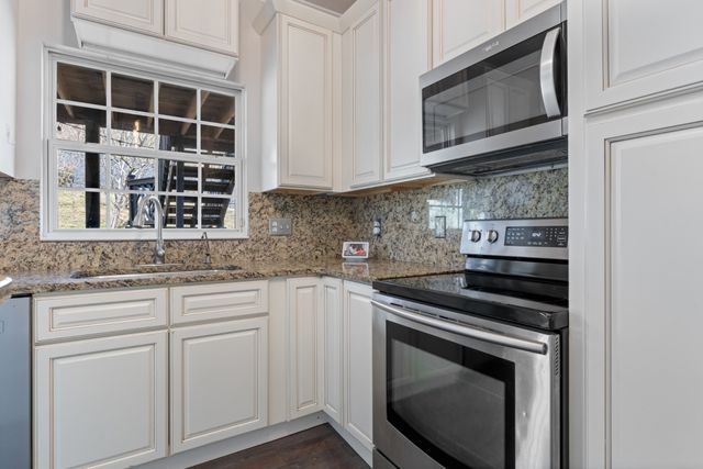 1272 Brentwood Highlands Dr, Nashville, TN 37211