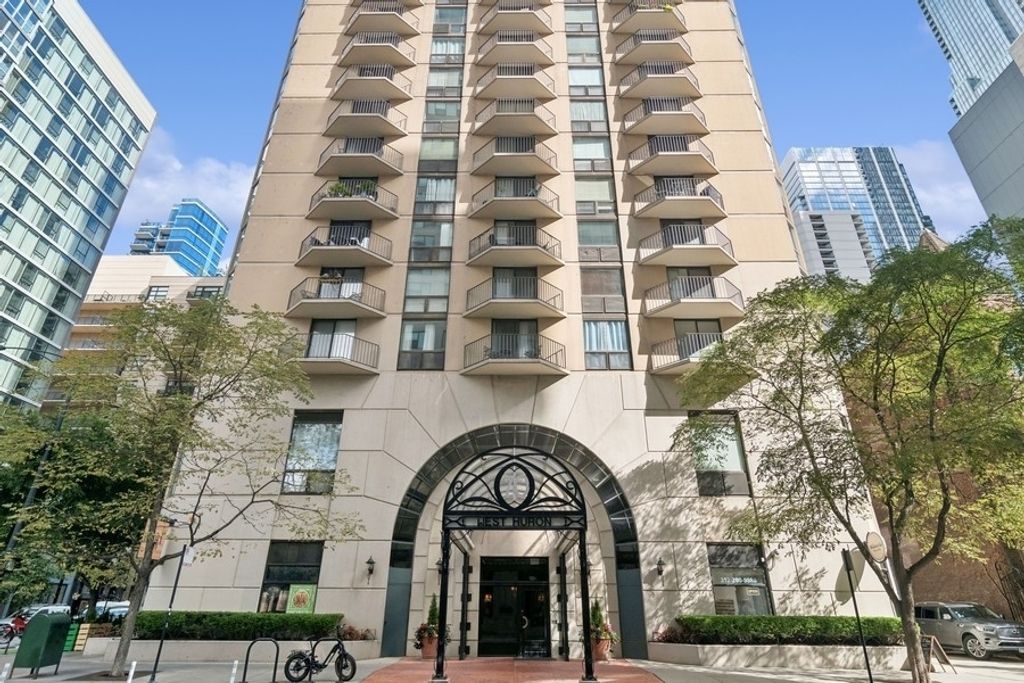 70 W Huron Street 1602, Chicago, IL 60654 — exterior