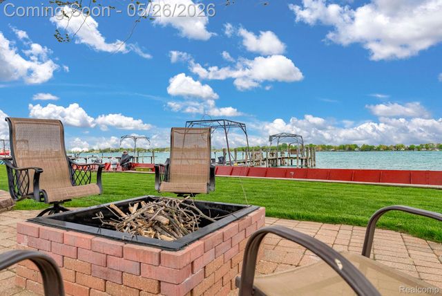 5441 Pointe Drive, East China Township, MI 48054