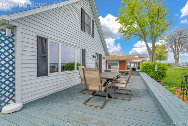 5441 Pointe Drive, East China Township, MI 48054