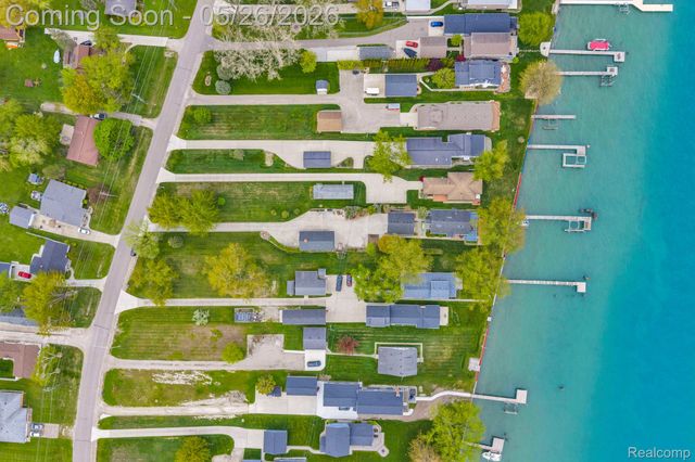 5441 Pointe Drive, East China Township, MI 48054