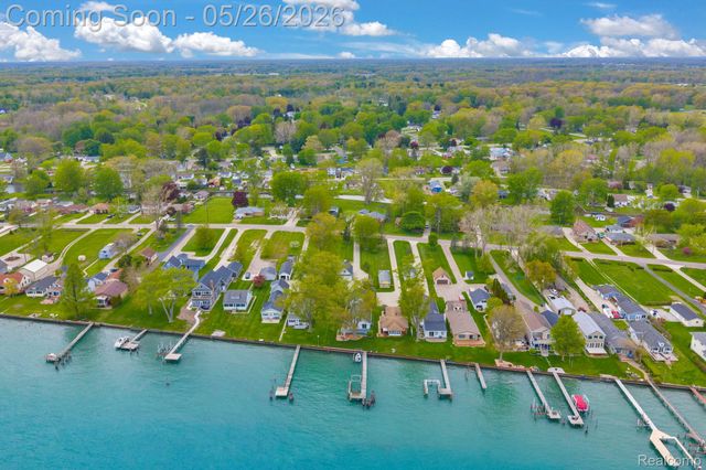 5441 Pointe Drive, East China Township, MI 48054