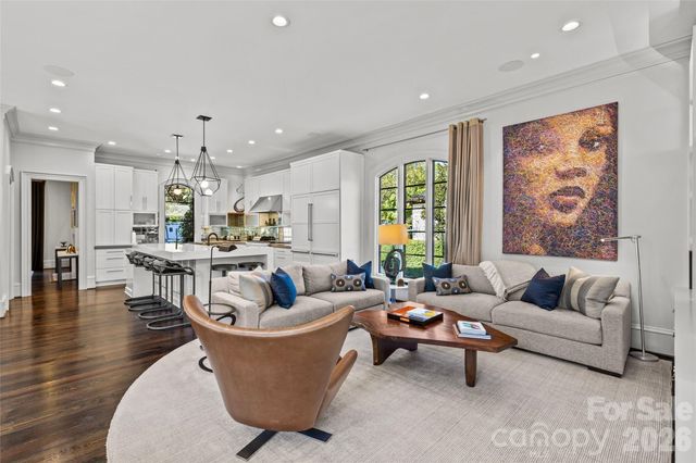 727 Colville Road, Charlotte, NC 28207