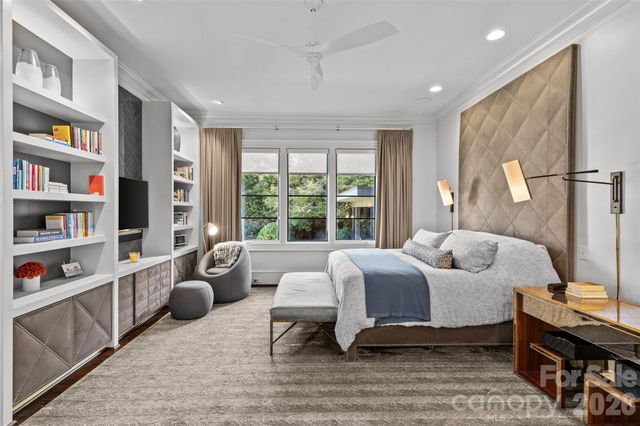 727 Colville Road, Charlotte, NC 28207