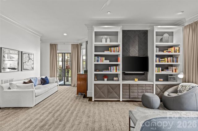 727 Colville Road, Charlotte, NC 28207