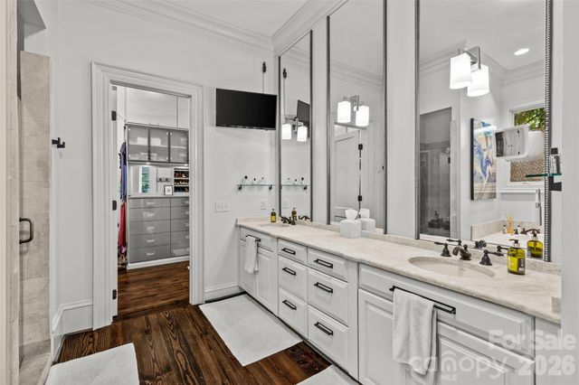 727 Colville Road, Charlotte, NC 28207