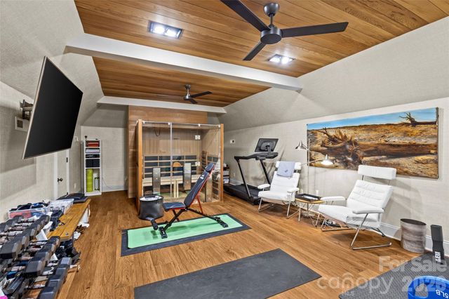 727 Colville Road, Charlotte, NC 28207