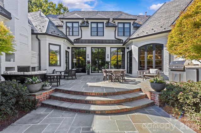 727 Colville Road, Charlotte, NC 28207