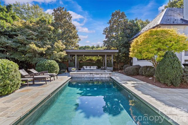 727 Colville Road, Charlotte, NC 28207