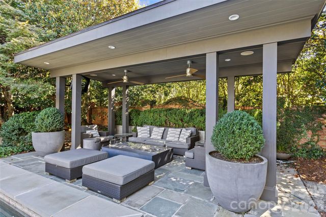 727 Colville Road, Charlotte, NC 28207