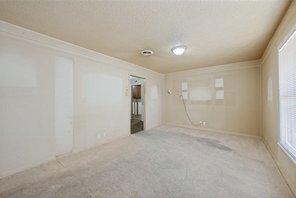 825 Glenda Drive, Bedford, TX 76022 — photo 3
