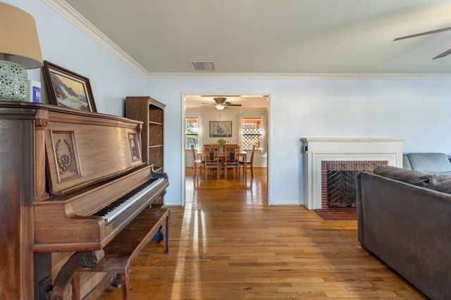 61 Carmelita Street, Porterville, CA 93257