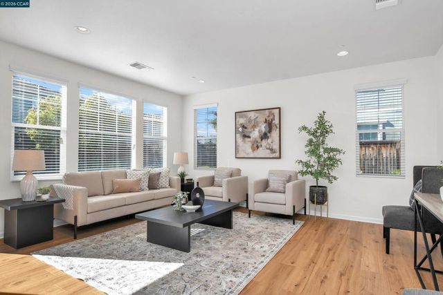 4790 Hawkins St, Antioch, CA 94531