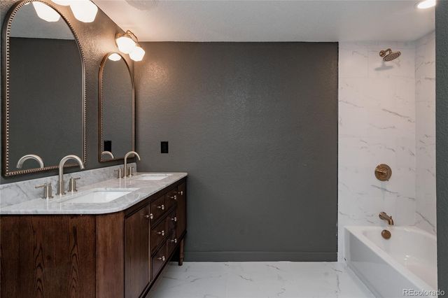4398 W Lake Circle, Littleton, CO 80123