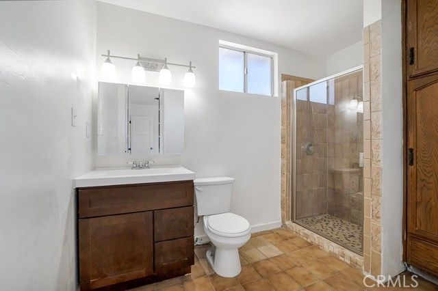 12536 Debell, Pacoima (los Angeles), CA 91331