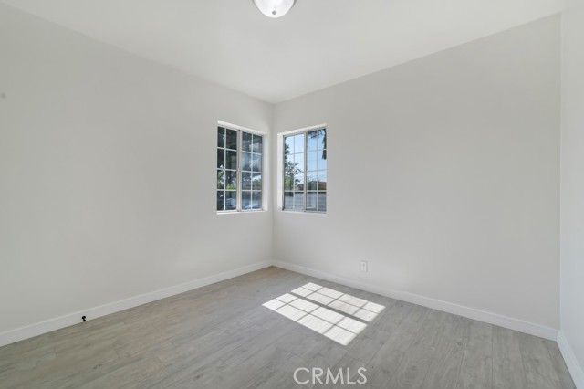 12536 Debell, Pacoima (los Angeles), CA 91331