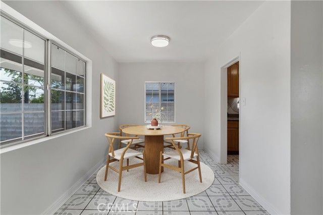 12536 Debell, Pacoima (los Angeles), CA 91331