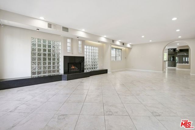 12010 Texas Avenue, Los Angeles, CA 90025