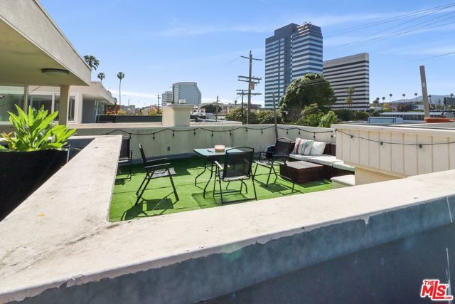 12010 Texas Avenue, Los Angeles, CA 90025