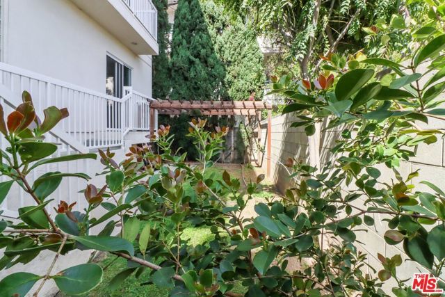 12010 Texas Avenue, Los Angeles, CA 90025