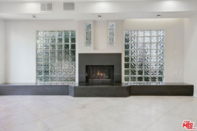 12010 Texas Avenue, Los Angeles, CA 90025